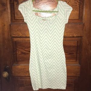 Bodycon chevron striped dress
